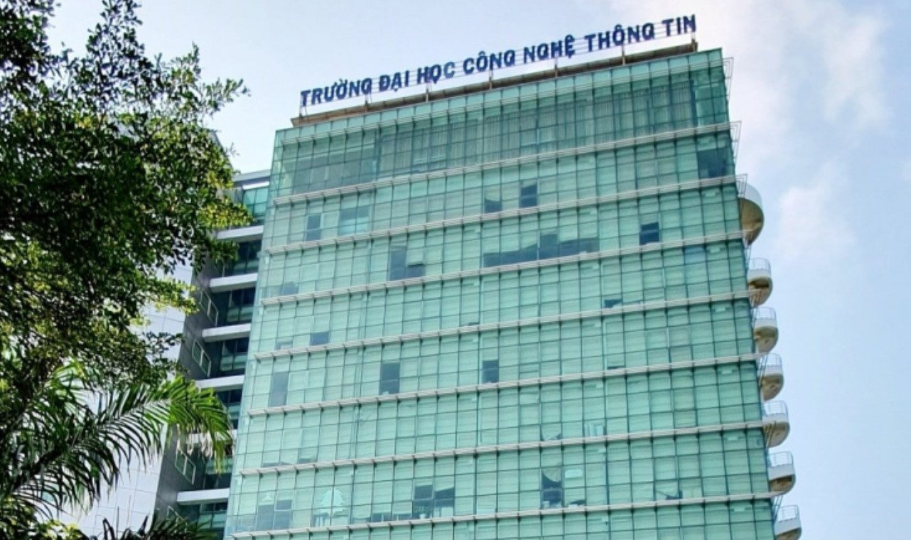 trường công nghệ ô tô